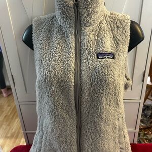 Patagonia Cream Fleece Jacket